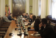 23. јун 2014. Потпредседник Народне скупштине разговарао са члановима Поткомитета за трансатлантску одбрамбену и безбедносну сарадњу Парламентарне скупштине НАТО